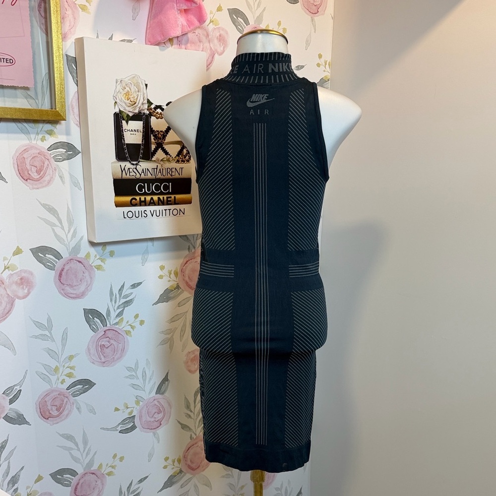 Nike Air Seamless Mockneck Dress Navy - Picture 3 of 7